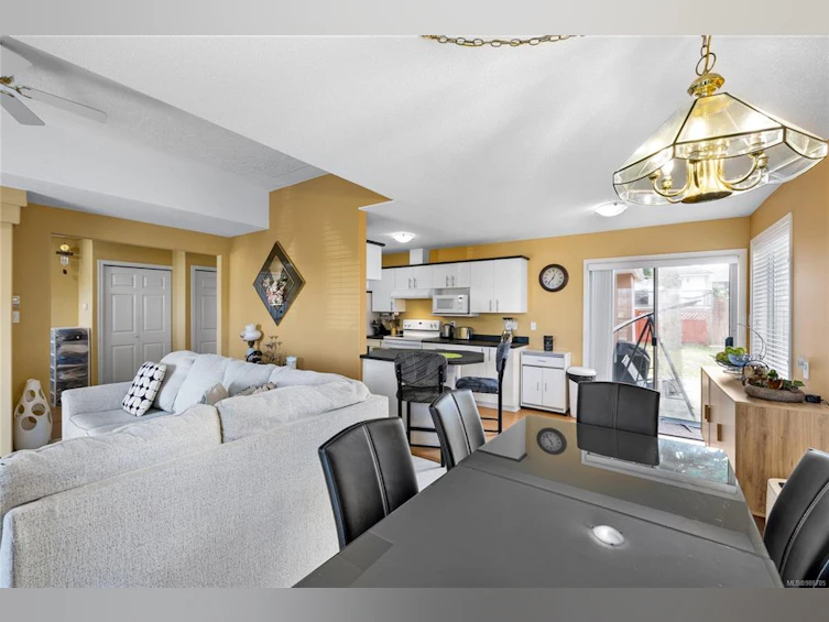 6237 Dover Road, Nanaimo, BC, V9V 1L5 - 16