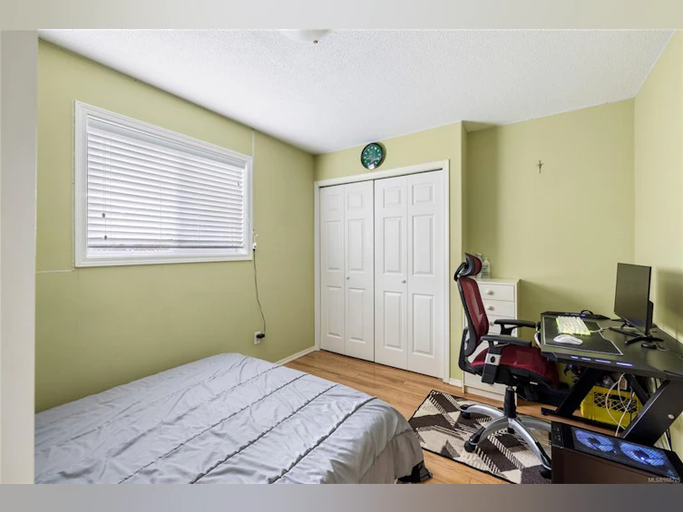 6237 Dover Road, Nanaimo, BC, V9V 1L5 - 23