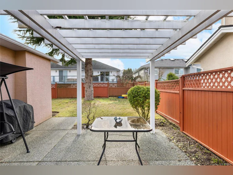 6237 Dover Road, Nanaimo, BC, V9V 1L5 - 24
