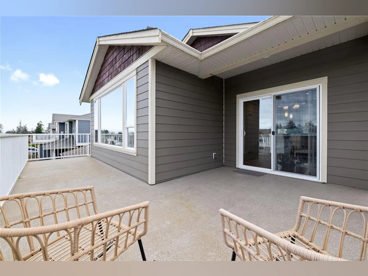 998 Sanika Close, French Creek, BC, V9P 0B8 - 14