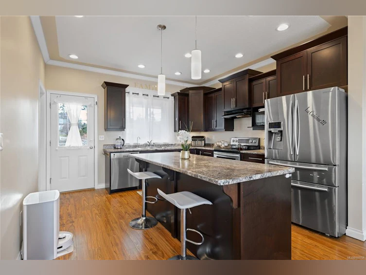 998 Sanika Close, French Creek, BC, V9P 0B8 - 16