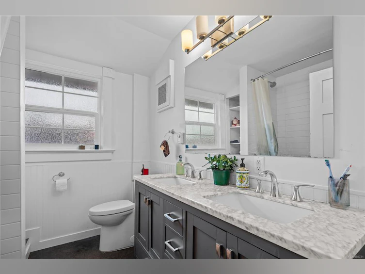 1151 Oxford Street, Victoria, BC, V8V 2V2 - 34
