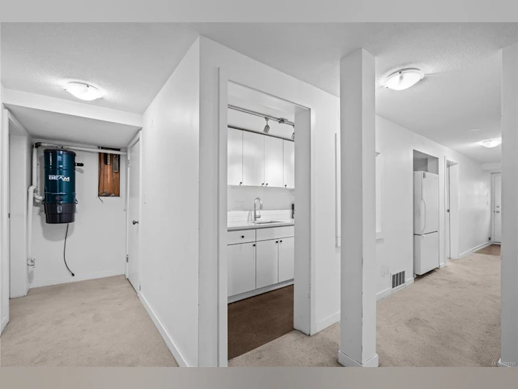 1151 Oxford Street, Victoria, BC, V8V 2V2 - 43