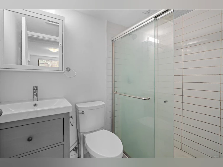 1151 Oxford Street, Victoria, BC, V8V 2V2 - 56