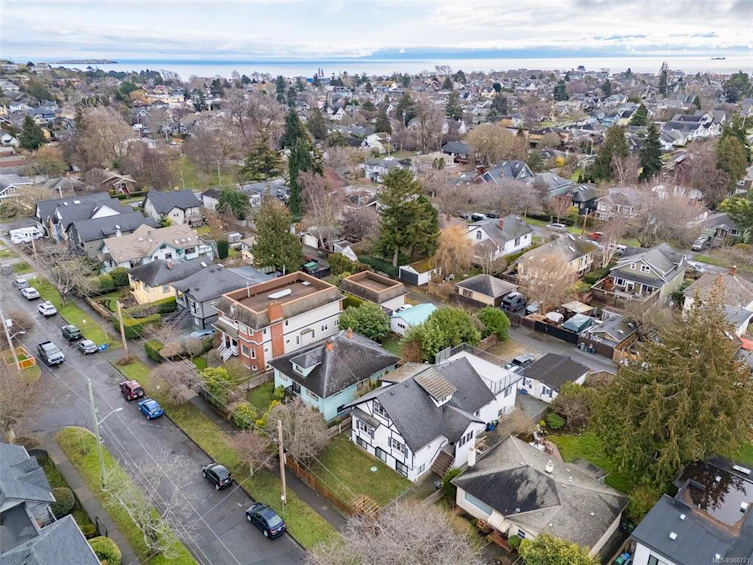 1151 Oxford Street, Victoria, BC, V8V 2V2 - 76