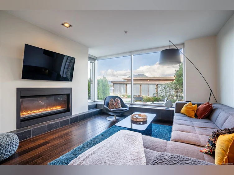 106-368 Main Street, Tofino, BC, V0R 2Z0 - 14