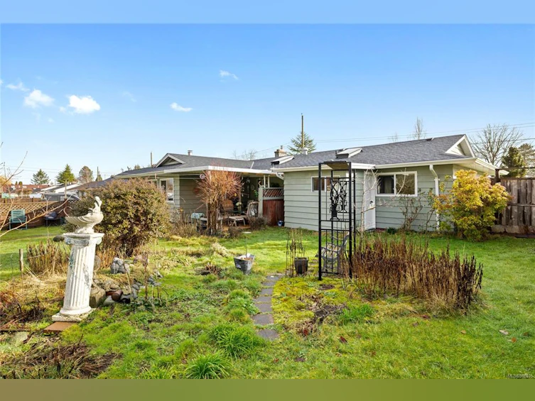 247 Cedar Street, Parksville, BC, V9P 1J1 - 31