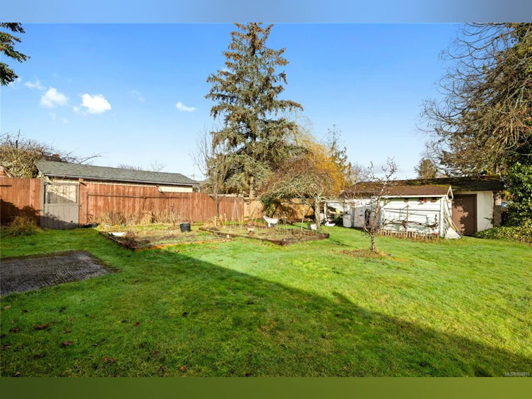 247 Cedar Street, Parksville, BC, V9P 1J1 - 36