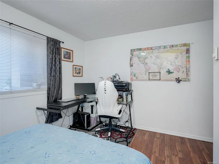 110-3252 Glasgow Avenue, Saanich, BC, V8X 1M2 - 13