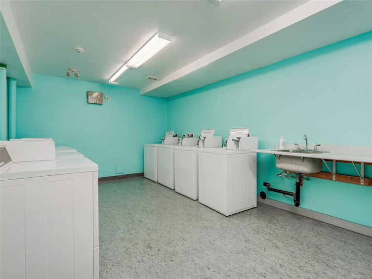 110-3252 Glasgow Avenue, Saanich, BC, V8X 1M2 - 19