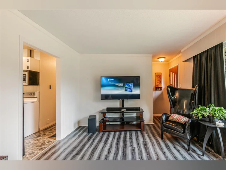 2371 Jingle Pot Road, Nanaimo, BC, V9R 6W2 - 11