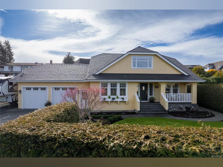 1372 Mallard Road, French Creek, BC, V9P 2A3