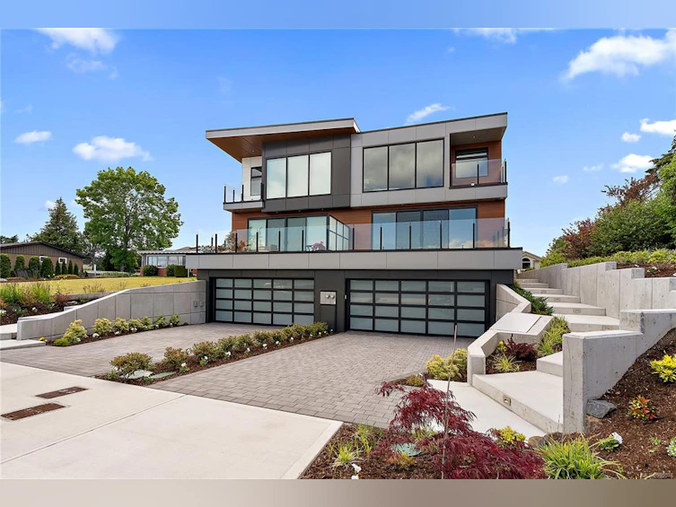 2-9360 Lochside Drive, Sidney, BC, V8L 1N7 - 29