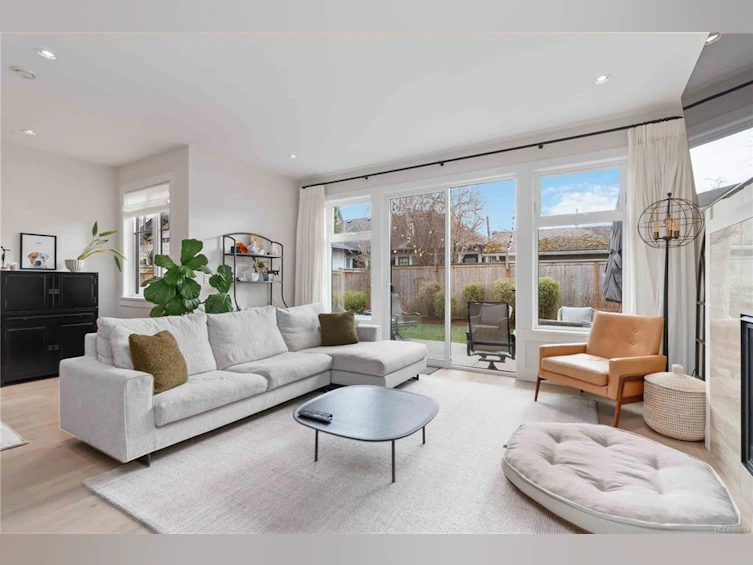 1491 Edgeware Road, Victoria, BC, V8T 2J5 - 7