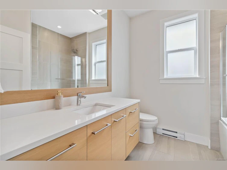 1491 Edgeware Road, Victoria, BC, V8T 2J5 - 39