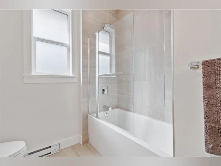 1491 Edgeware Road, Victoria, BC, V8T 2J5 - 41