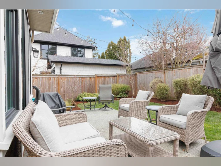 1491 Edgeware Road, Victoria, BC, V8T 2J5 - 51