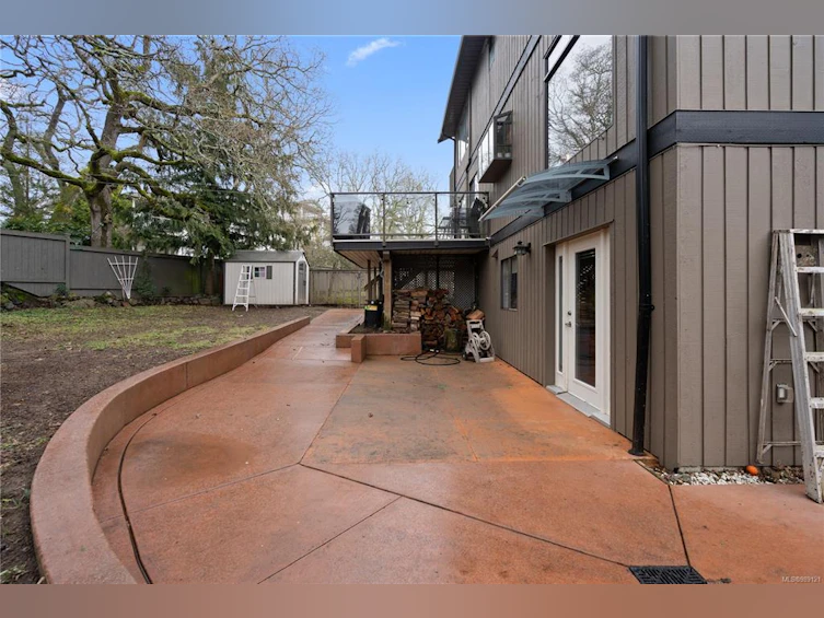 884 Denford Crescent, Saanich, BC, V8X 4N1 - 33