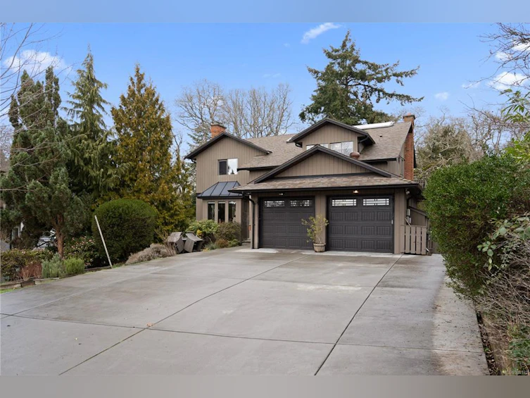 884 Denford Crescent, Saanich, BC, V8X 4N1 - 36