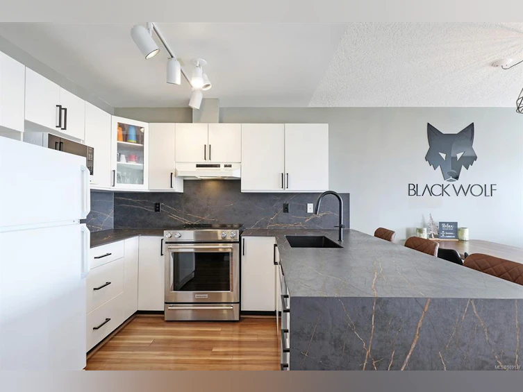 313-1201 Henry Road, Courtenay, BC, V9J 1L0 - 8