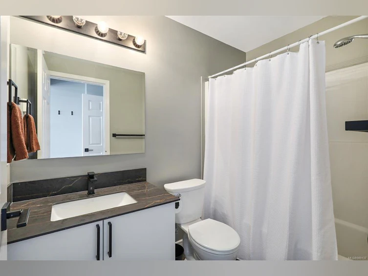 313-1201 Henry Road, Courtenay, BC, V9J 1L0 - 18