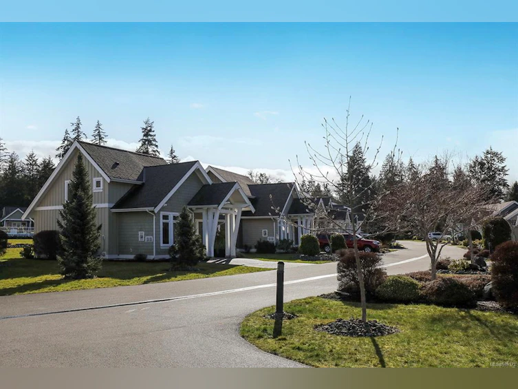 9-5251 Island Highway, Qualicum Beach, BC, V9K 2C1 - 14