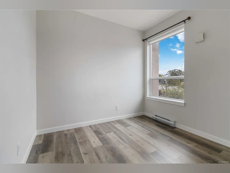303-1515 Redfern Street, Victoria, BC, V8R 1C9 - 17