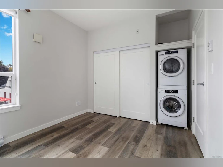 303-1515 Redfern Street, Victoria, BC, V8R 1C9 - 18