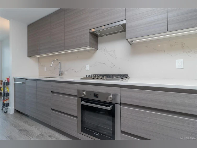 1504-777 Herald Street, Victoria, BC, V8T 0C7 - 2