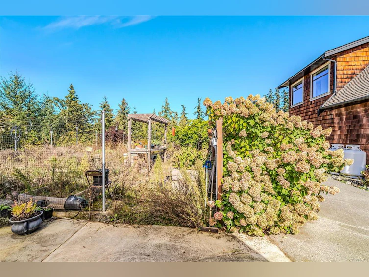 3405 Ponderosa Way, Qualicum Beach, BC, V9K 2J8 - 39
