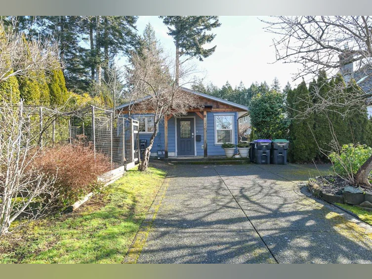 1622 Ascot Avenue, Comox, BC, V9M 1A8 - 2