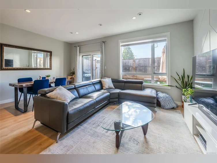 10-119 N Moilliet Street, Parksville, BC, V9P 1K6 - 2