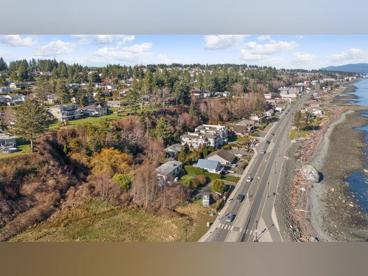 1266 S Island Highway, Campbell River, BC, V9W 1B5 - 10