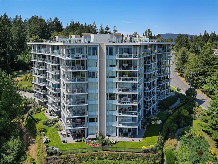 403-5388 Hill Rise Terrace, Saanich, BC, V8Y 3K3 - 37