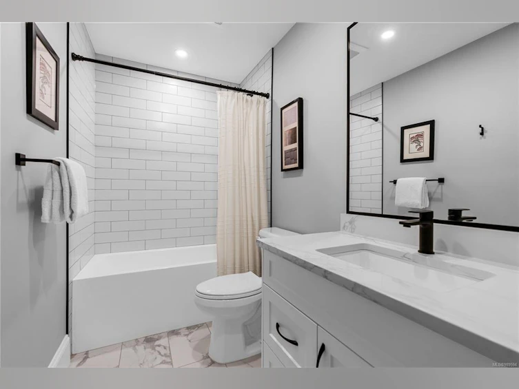 335 Moss Street, Victoria, BC, V8V 4M9 - 24