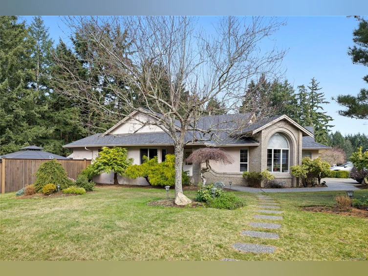 5930 Oliver Road, Nanaimo, BC, V9T 6G6 - 2