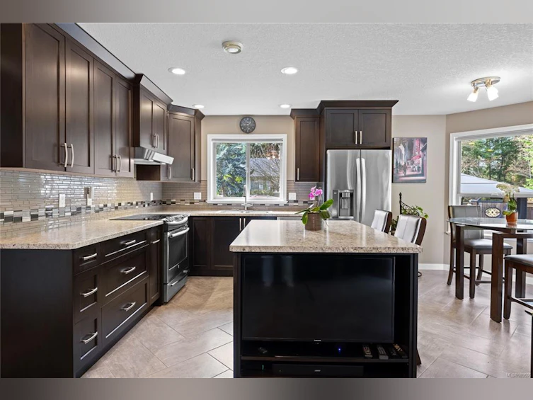 5930 Oliver Road, Nanaimo, BC, V9T 6G6 - 13