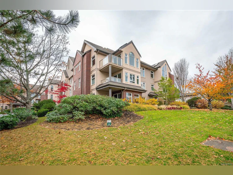 205-835 Selkirk Avenue, Esquimalt, BC, V9A 2T7 - 41