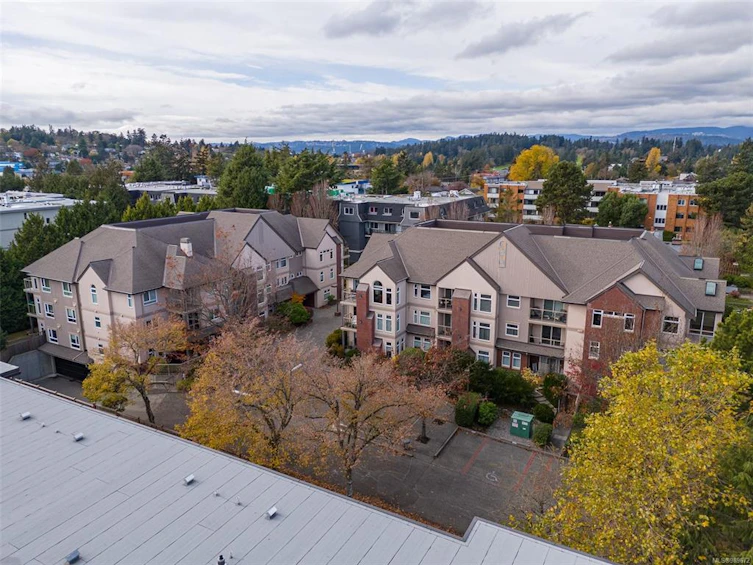 205-835 Selkirk Avenue, Esquimalt, BC, V9A 2T7 - 46