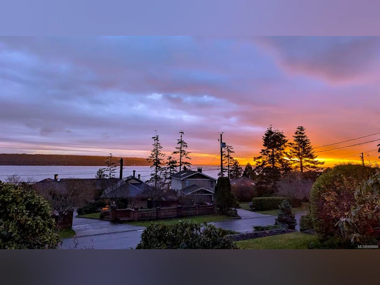 420 Carnegie Street, Campbell River, BC, V9W 6N7 - 3