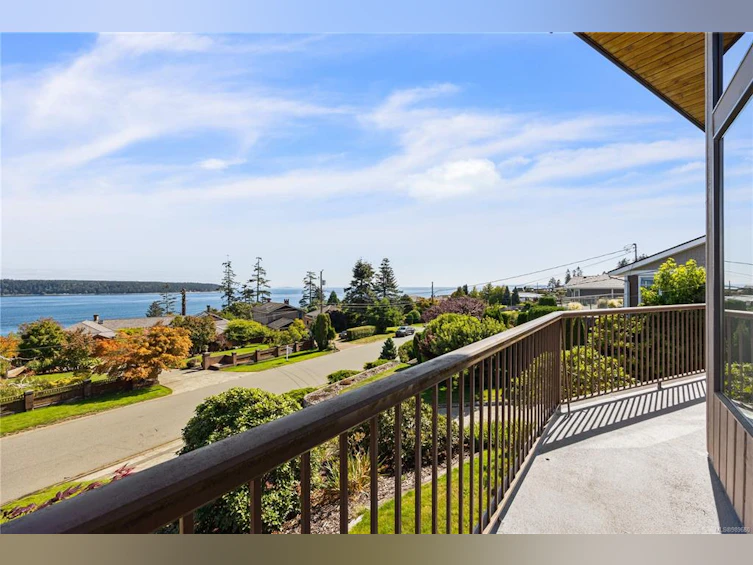 420 Carnegie Street, Campbell River, BC, V9W 6N7 - 17