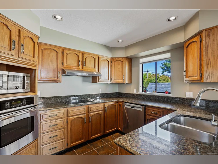 420 Carnegie Street, Campbell River, BC, V9W 6N7 - 21