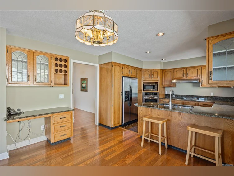 420 Carnegie Street, Campbell River, BC, V9W 6N7 - 22