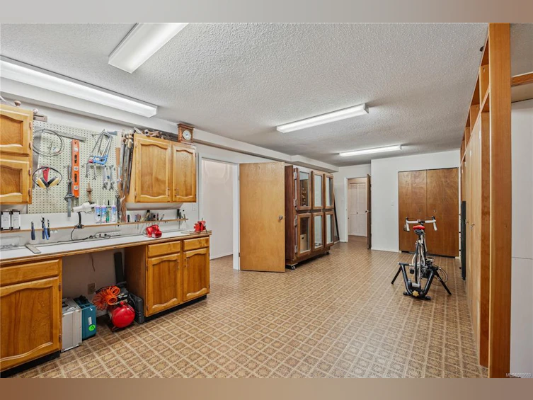 420 Carnegie Street, Campbell River, BC, V9W 6N7 - 46