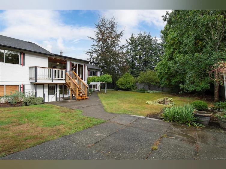 1891 Fitzgerald Avenue, Courtenay, BC, V9N 2S9 - 36