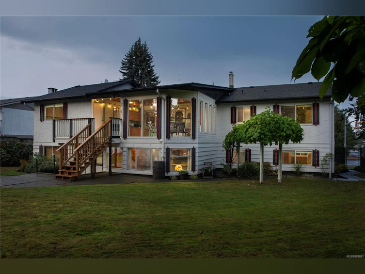 1891 Fitzgerald Avenue, Courtenay, BC, V9N 2S9 - 42