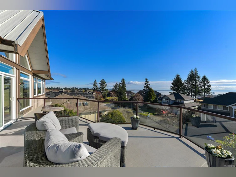 3534 Promenade Crescent, Colwood, BC, V9C 4L8 - 2