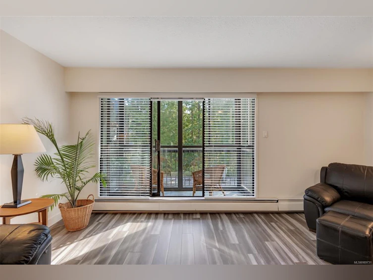 306-1005 Mckenzie Avenue, Saanich, BC, V8X 4A9 - 9