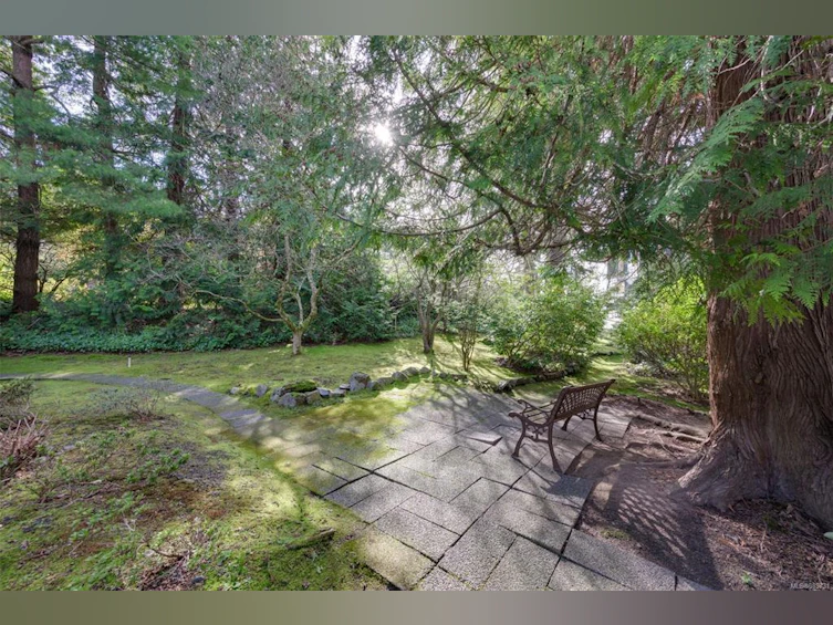 306-1005 Mckenzie Avenue, Saanich, BC, V8X 4A9 - 33