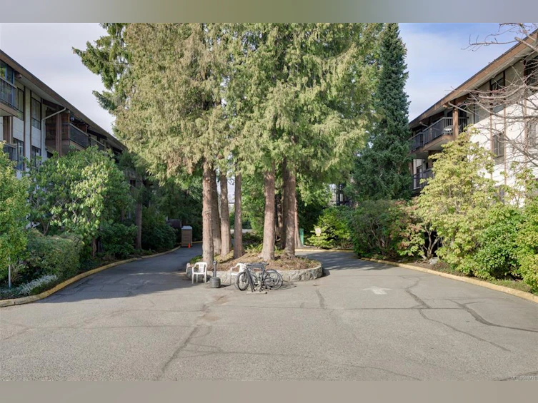 306-1005 Mckenzie Avenue, Saanich, BC, V8X 4A9 - 35